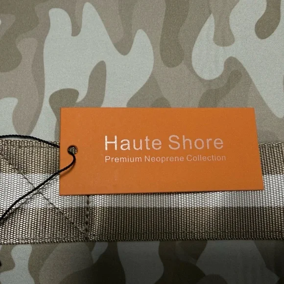 NWT Haute Shore Island Tote in the “Sahara” color pattern - Picture 3 of 6